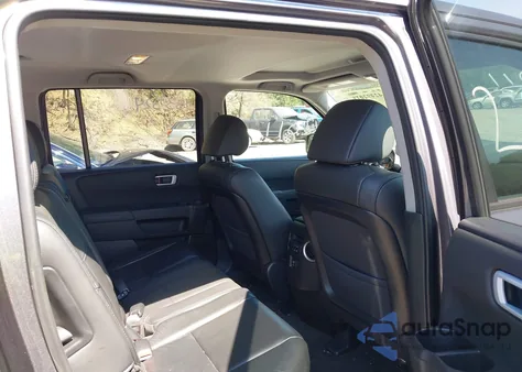 2015 Honda Pilot Ex-L z USA, uszkodzony, nr VIN 5FNYF4H50FB032076